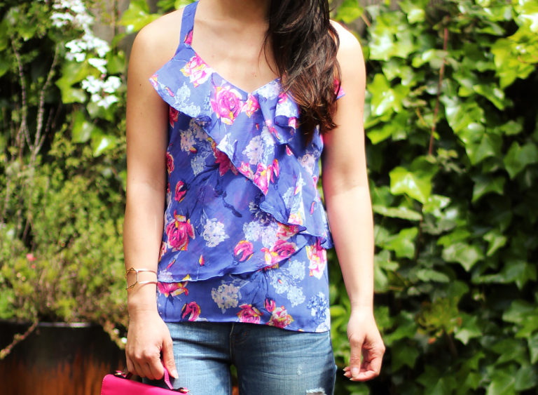 I am sharing over 18 floral tops from Stitch Fix and how I styled them. From distressed denim, platform sandals to mini purses, I love dressing up my Stitch Fix tops for spring. Keep reading to see how I styled my Stitch Fix tops for some stylish spring outfits.