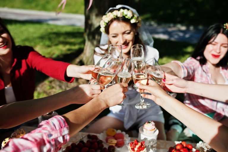 10 Spring Bridal Shower Outfits (As a Guest)